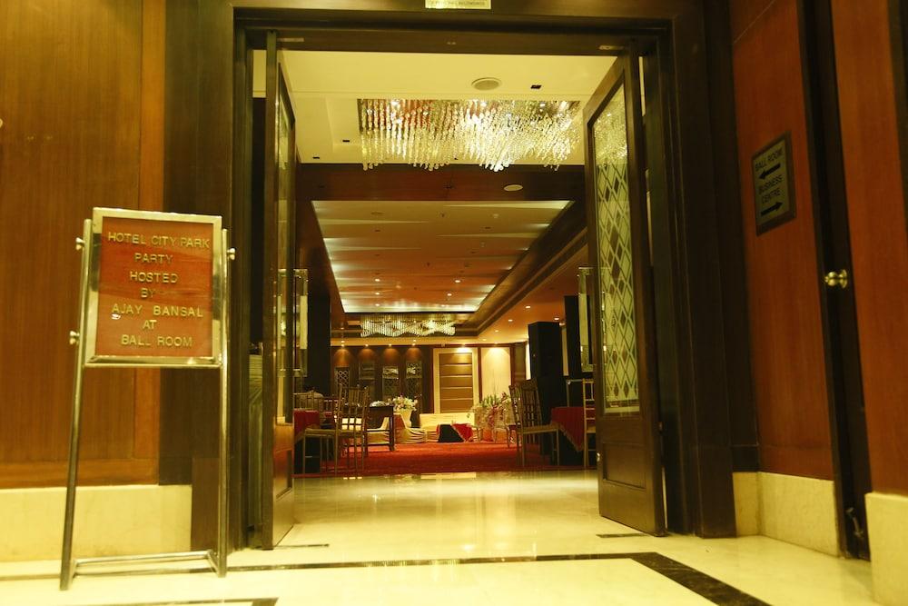 City Park Airport Gurgaon Exterior foto